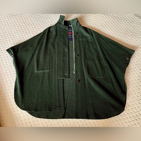 Vintage Wool HUCCLECOTE Ziller Loden Green Cape Made in England - Picture 12 of 16